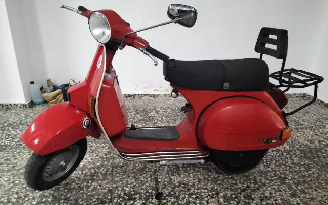 Vespa 200 Iris